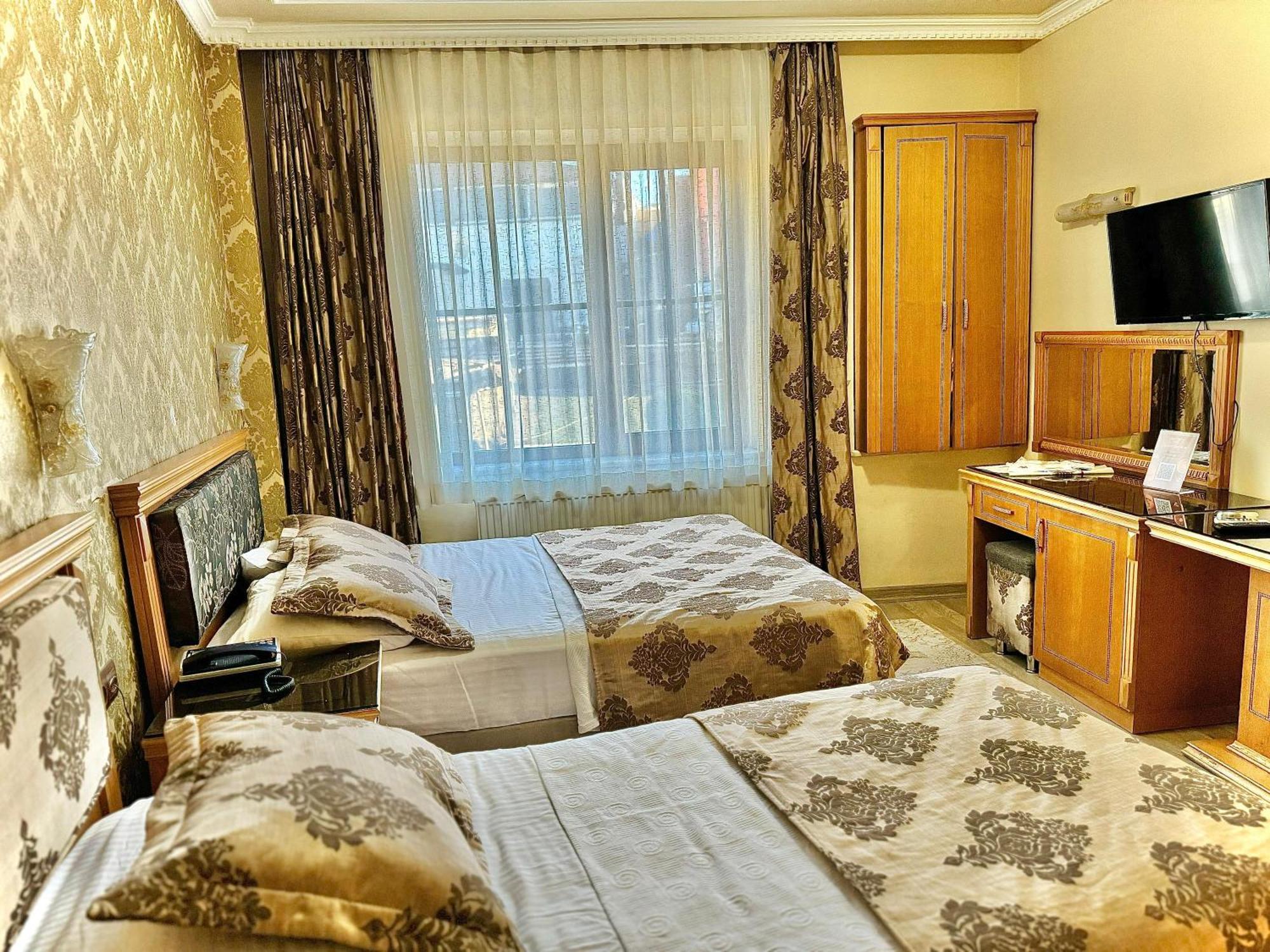 Grand Papirus Hotel Istanbul Bagian luar foto