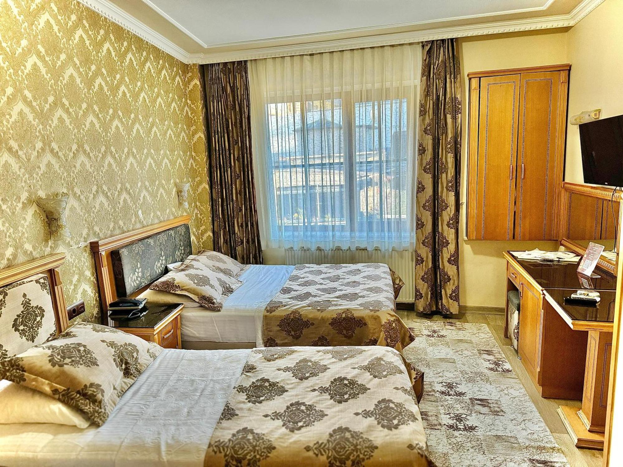 Grand Papirus Hotel Istanbul Bagian luar foto